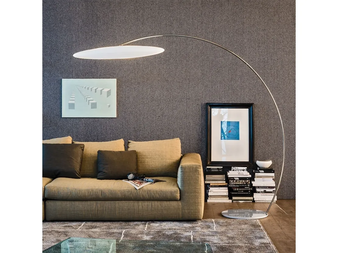 Lampada da terra in polietilene bianco Astra Arc di Cattelan Italia