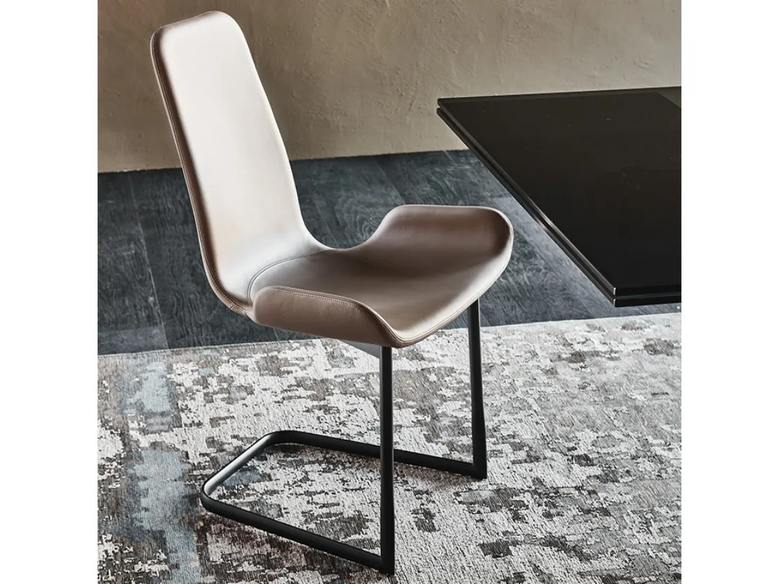 Sedia in pelle con struttura in acciaio Flamingo Cantilever di Cattelan Italia