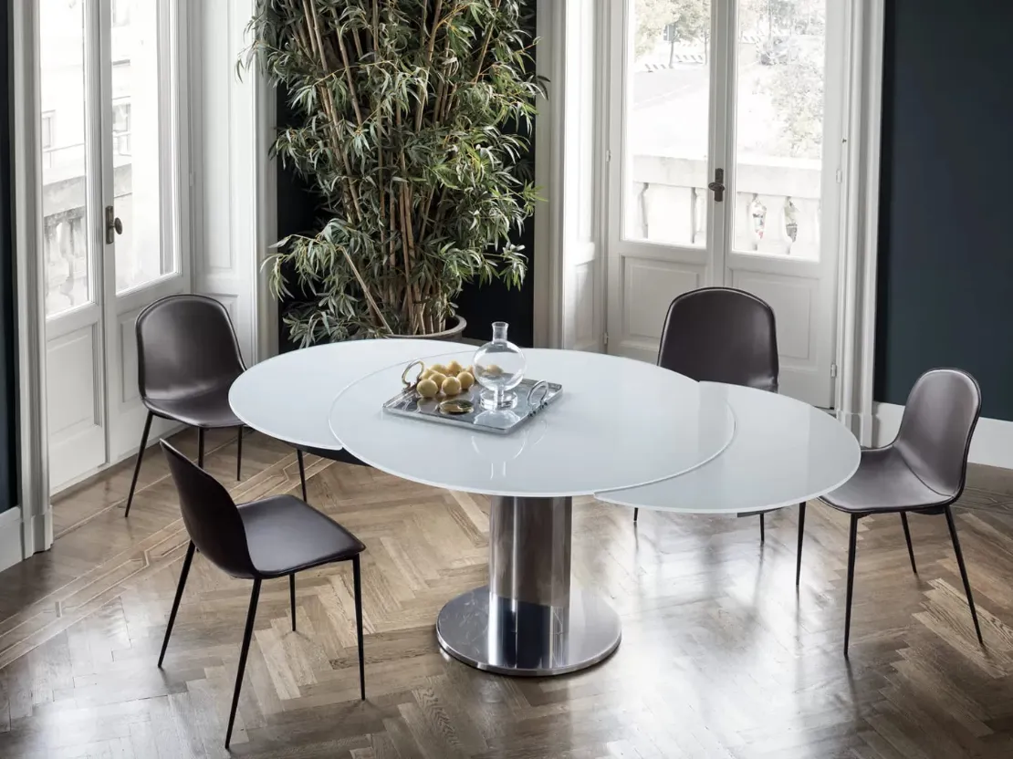 Sedia Seventy rivestita in cuoio con struttura in acciaio laccato di Bontempi