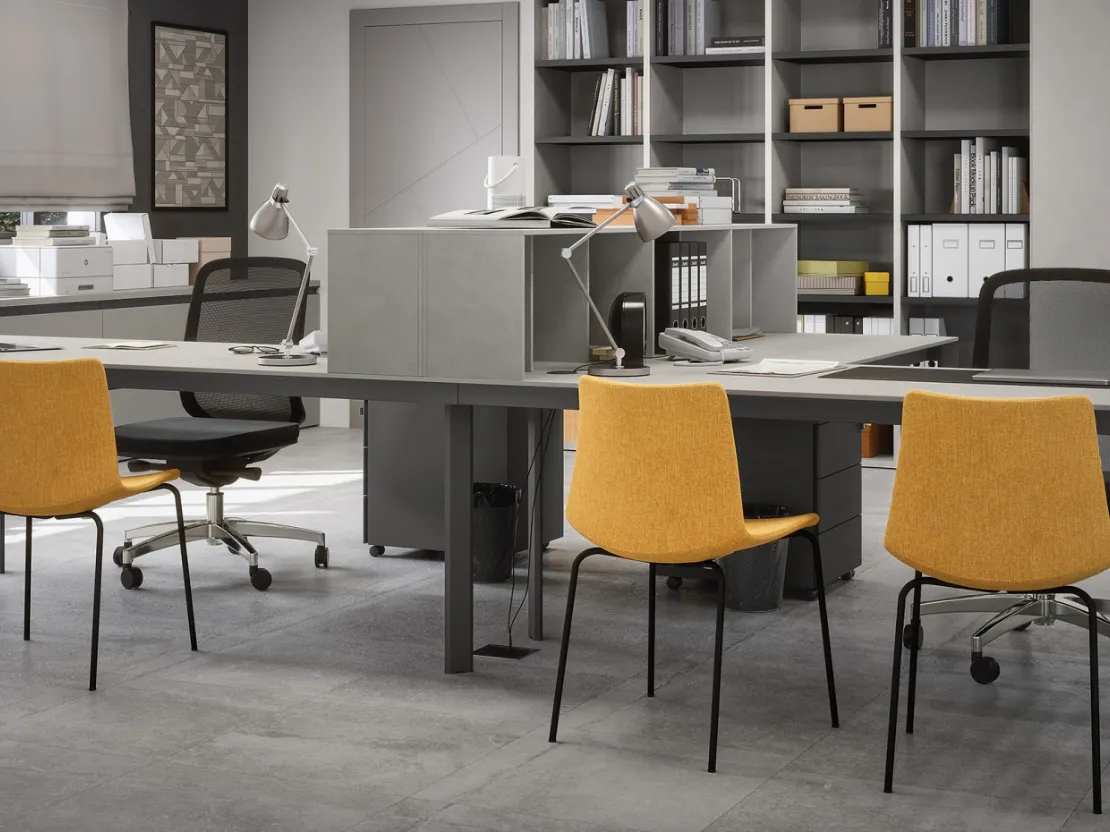 Sedia Ospiti in tessuto con gambe in metallo Sneek di Cinquanta3